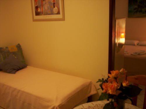 Gaivotas Praia Hotel Sao Francisco do Sul Zimmer foto